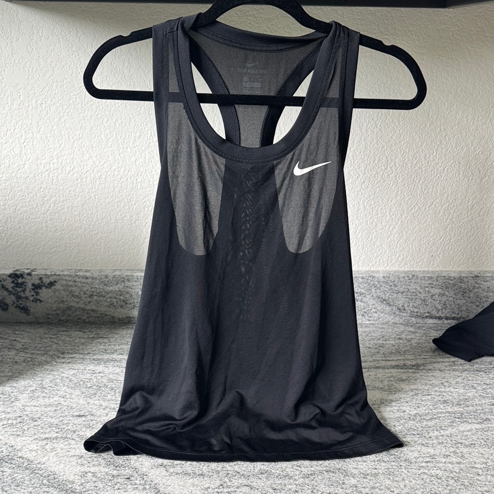Nike Women's Black and Gray Tank Top